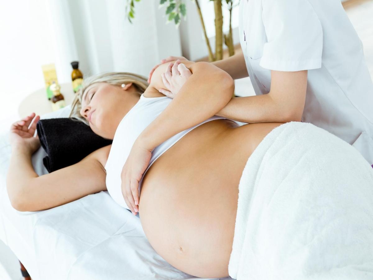 Mother-to-be Massage
